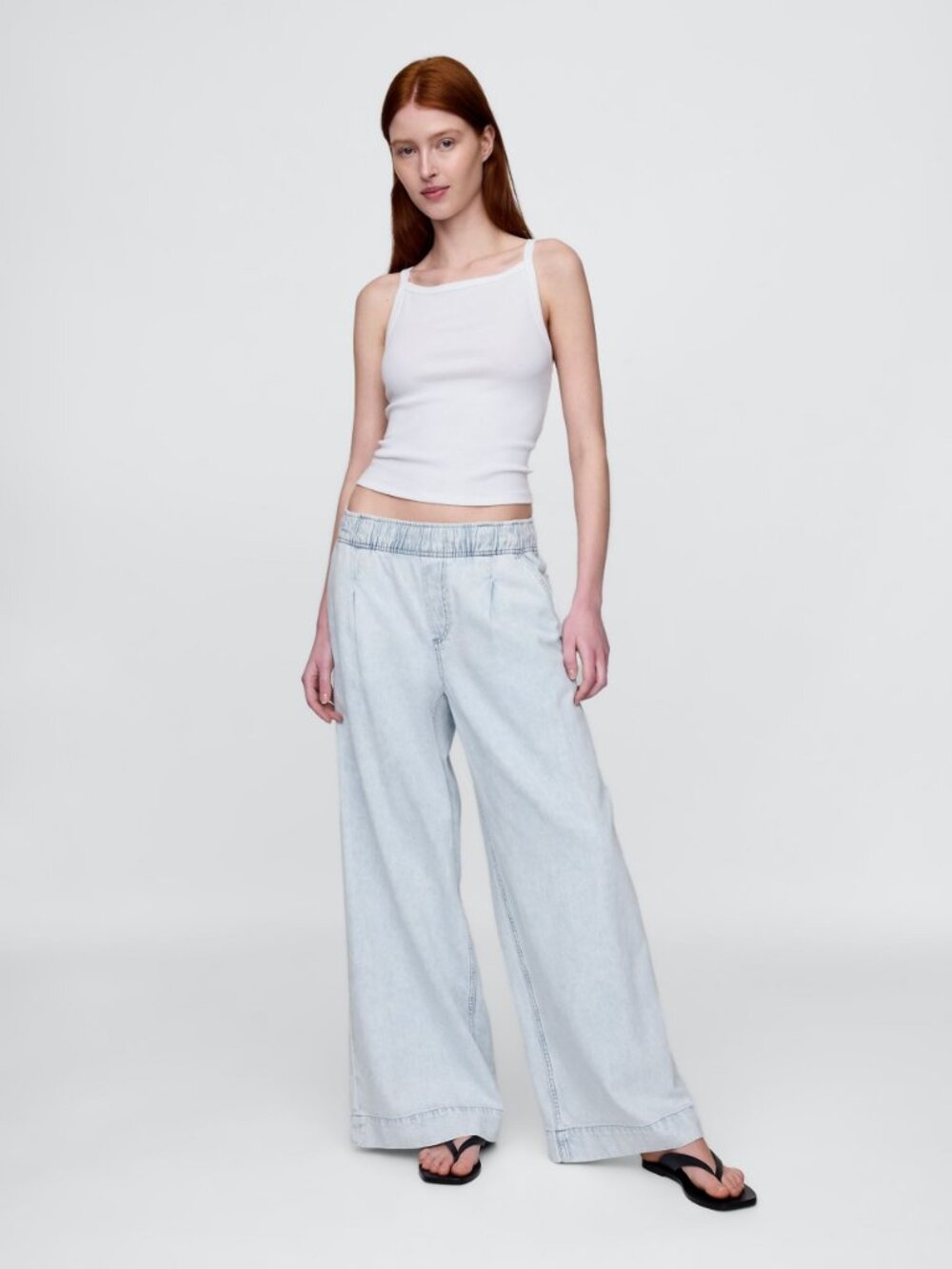 GAP UltraSoft Mid Rise Pull On Easy Baggy Jeans Light Indigo Wash - S Petite NWT